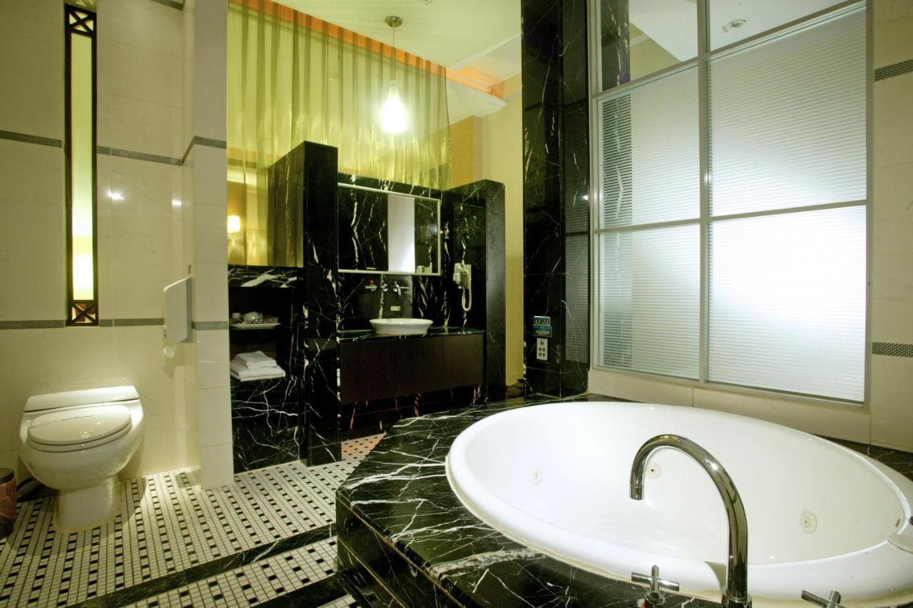 Jing Hwa Motel Tainan Exterior foto