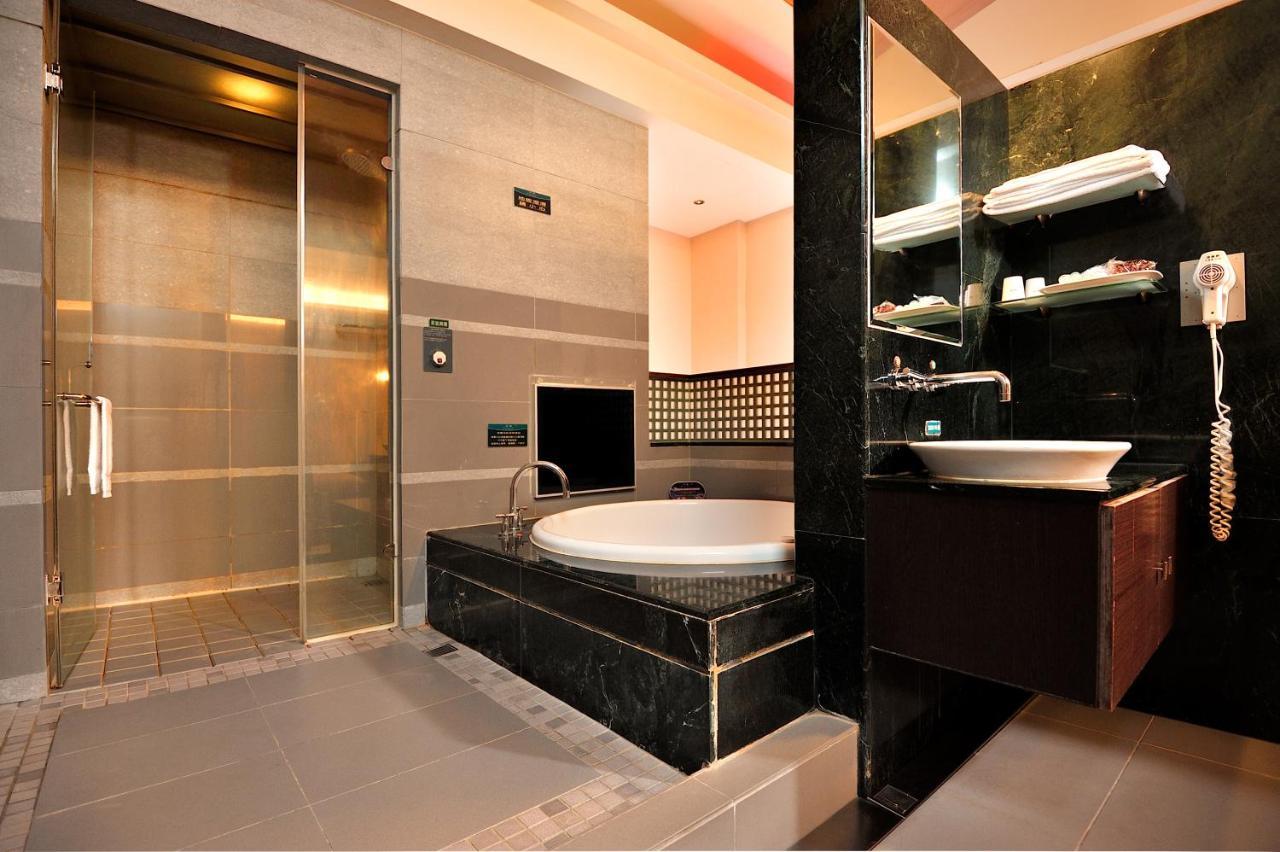 Jing Hwa Motel Tainan Exterior foto